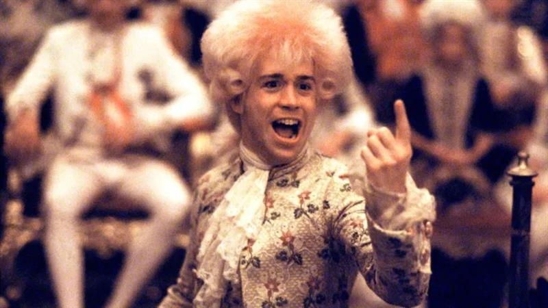 Deha ve Aptal: "Amadeus" Ekranlara Geri Dönüyor