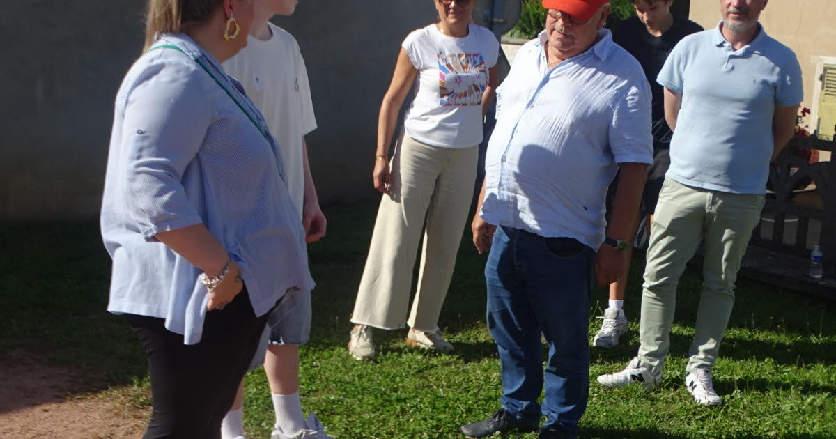 Varennes-lès-Mâcon. A festa da aldeia reuniu os moradores