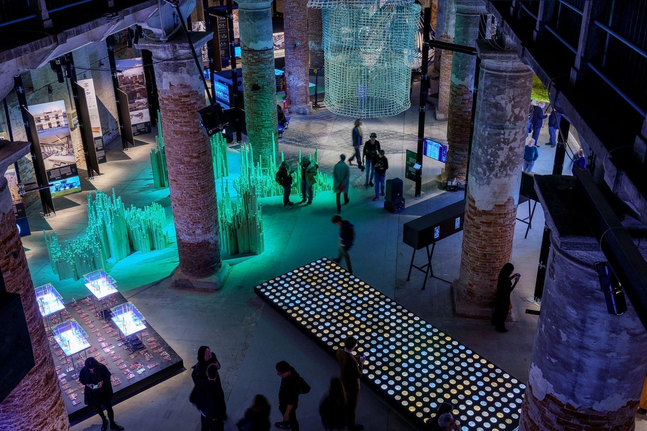 The Venice Architecture Biennale refuses to choose between artificial intelligence and frugality
