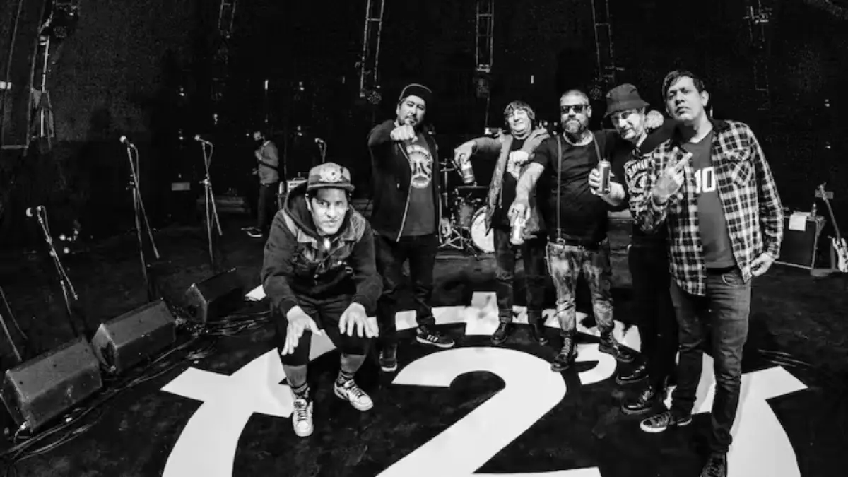 De band '2 Minutos' keert terug naar het Cordillera Festival: ze nemen de zaal Panteón Rococó over.