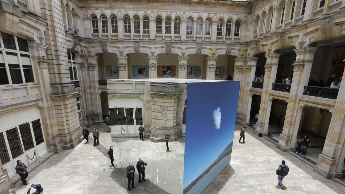 John Gerrard: 'Não há fronteiras no céu', a obra que deixou todos sem palavras no Palácio de São Francisco.