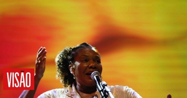 Elle a interrompu son mandat de ministre de la Culture du Brésil pour venir au Portugal « seule » en tant qu'artiste. La répétition exceptionnelle de Margareth Menezes en images.