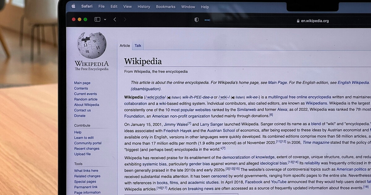 Wikipedia's antifa-milities