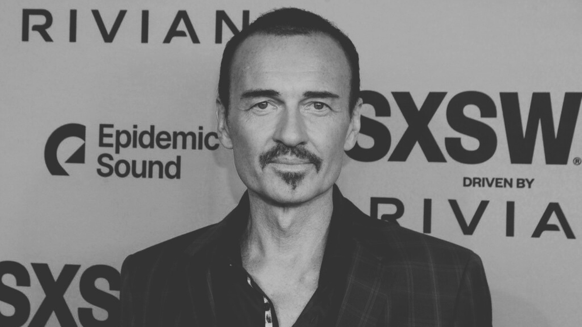 Julian McMahon morreu. A estrela tinha 56 anos
