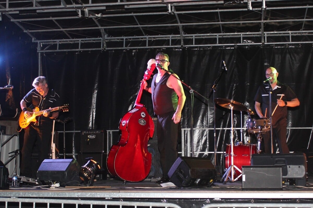 Dos conciertos, dos géneros