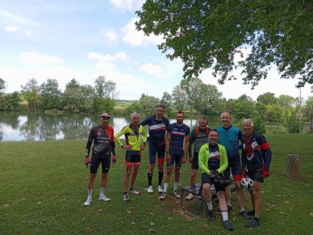 El Club Ciclista Langrois y el Tour de las Tres Provincias