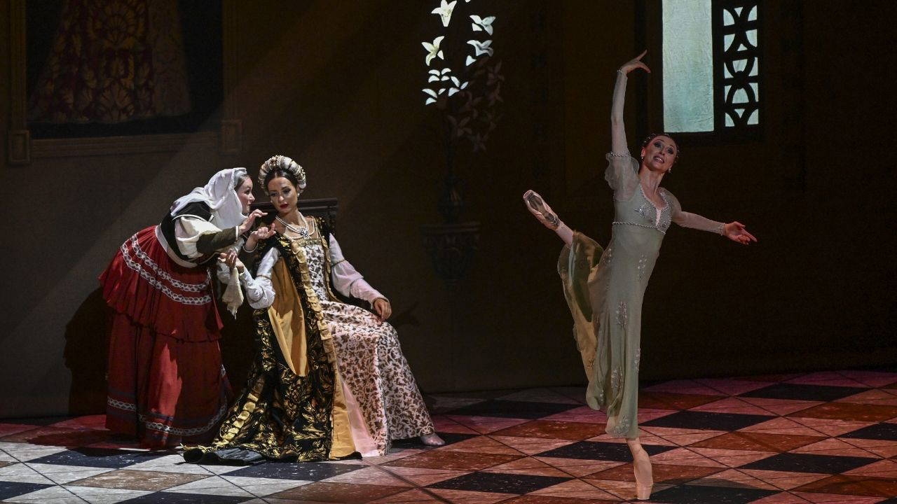 Das Bolschoi-Ballett und -Orchester trafen mit „Romeo und Julia“ zum ersten Mal in Istanbul auf Kunstliebhaber.
