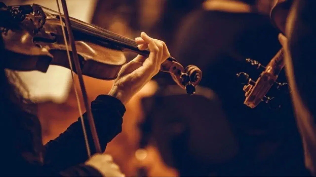 İş Sanat 'Parlayan Yıldızlar'ını arıyor