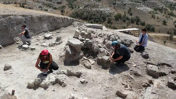 4,500-year-old burnt house remains found in archaeological excavations