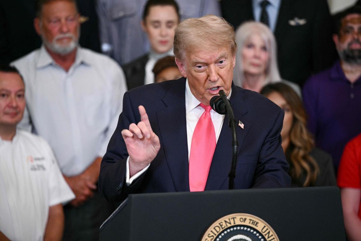 Donald Trump drängt republikanische Senatoren, seinen „großen, schönen“ Haushaltsentwurf anzunehmen
