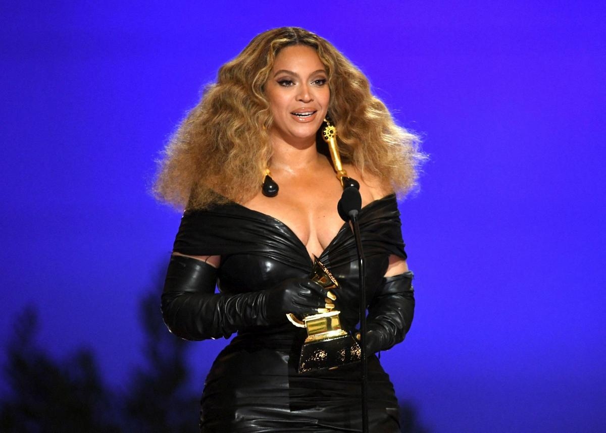 Beyoncé: la scorsa settimana ad Atlanta sono state rubate chiavette USB contenenti musica inedita