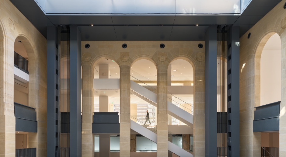 PARİS: Şehrin en büyük özel sanat merkezi bu sonbaharda açılıyor - Louvre'un hemen yanında 8.500 m²'lik kültür alanı