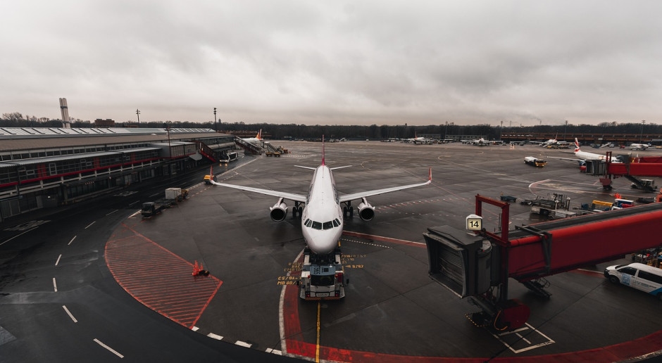 Des soldats apparaîtront dans 15 aéroports civils polonais. L'armée soutiendra l'Ukraine