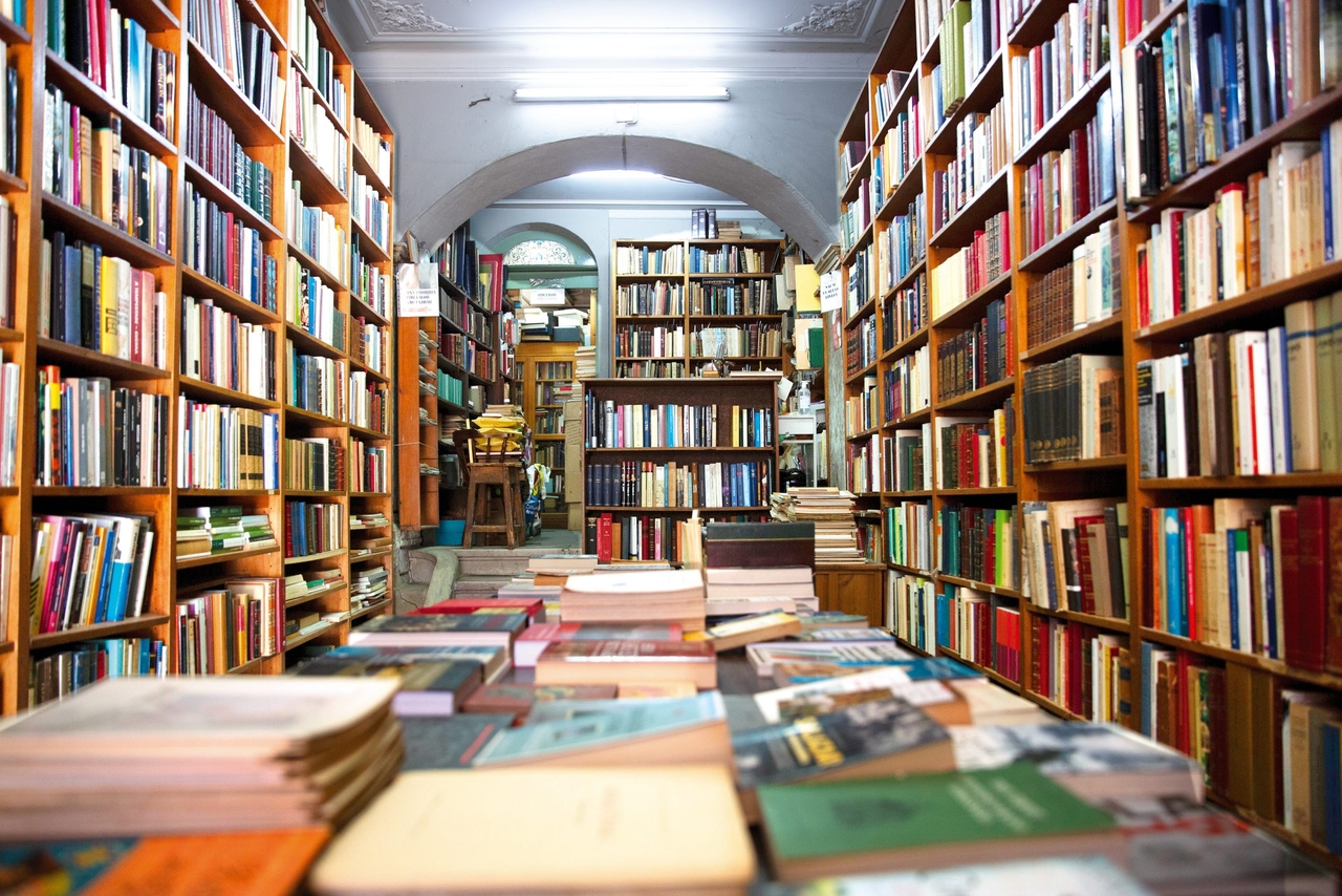 El silencio de los libros ante la orgía publicitaria editorial