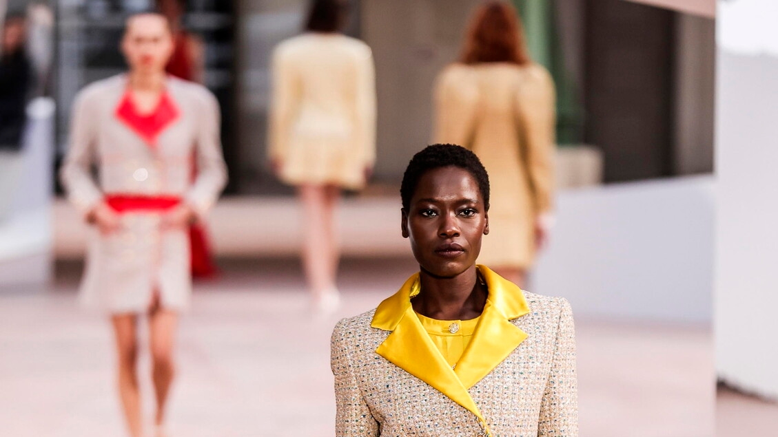 Moda: Blazy, Moda Haftası'nda Chanel'de ilk kez boy gösterdi