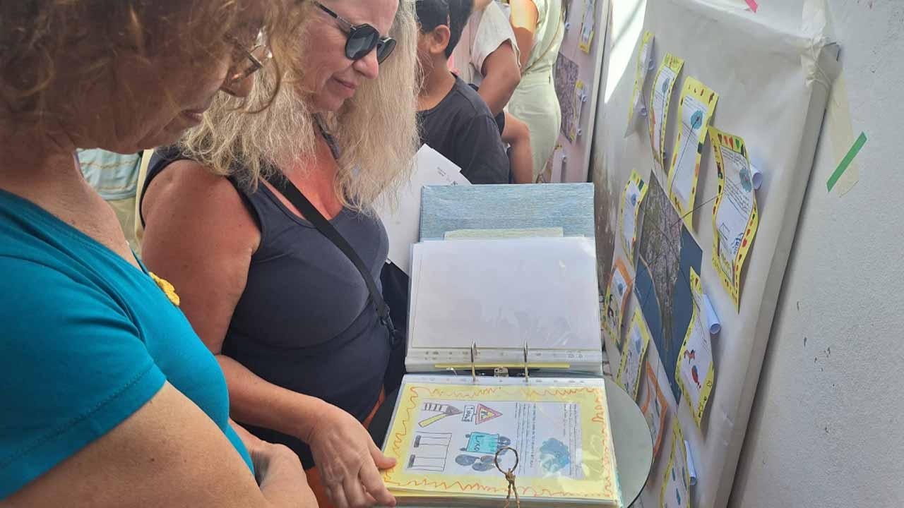 Lagos Museum und Schulgemeinschaft erweckten das Dorf Senhora do Forte zum Leben