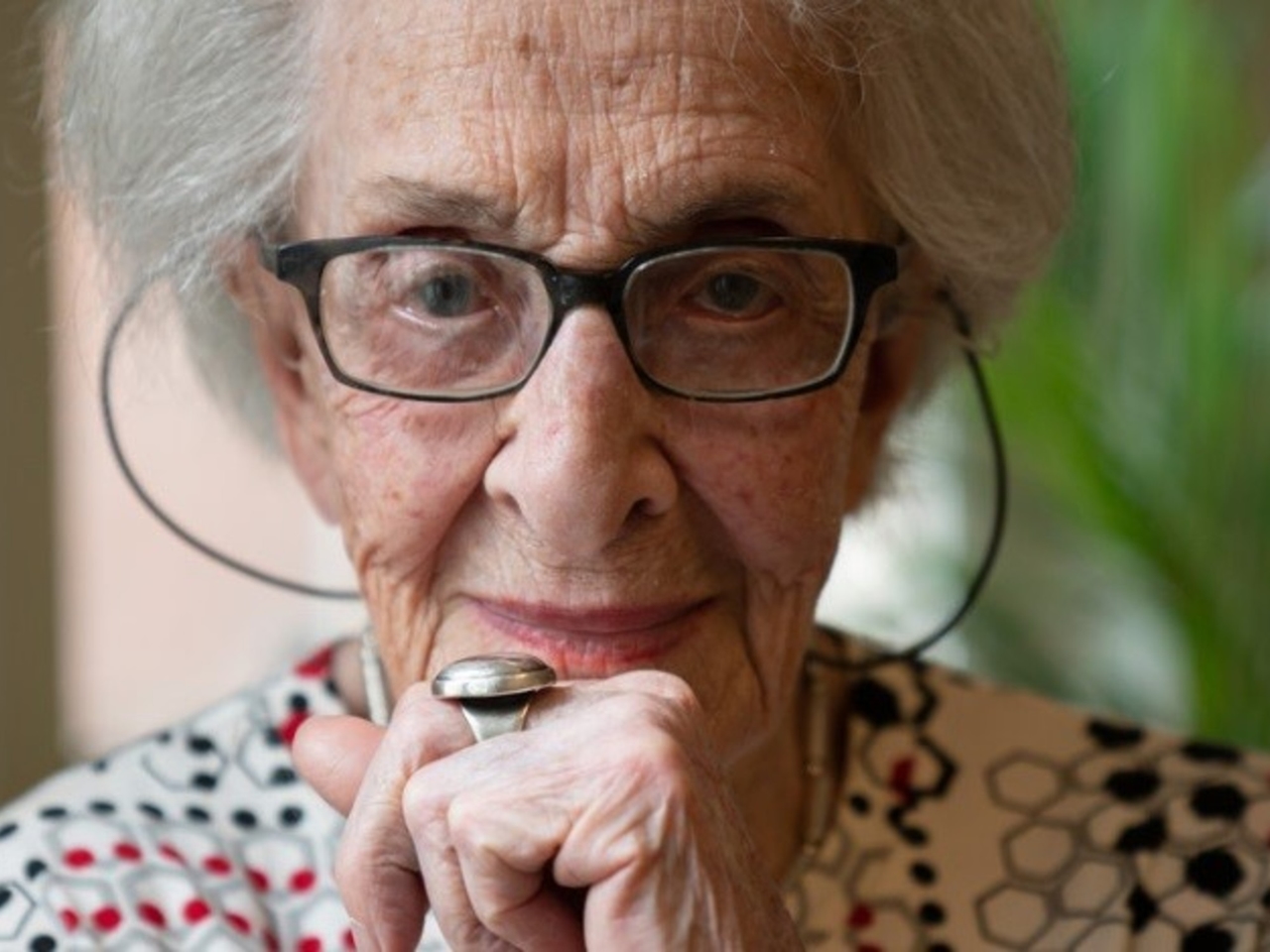 "De wet van Heisenberg": Ida Vitale en haar persoonlijke cartografie van lezingen, anekdotes en gedachten