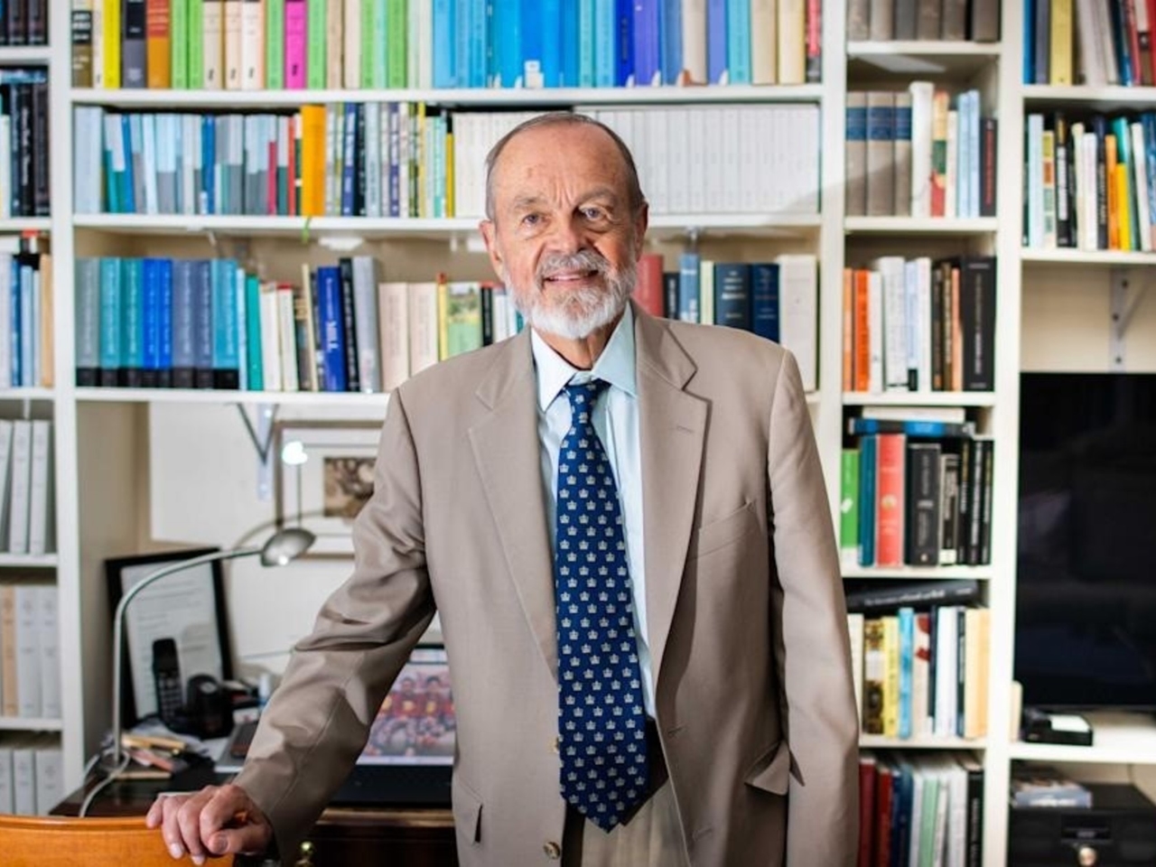 Philip Kitcher, el filósofo que reivindica la ciencia como eje de la democracia