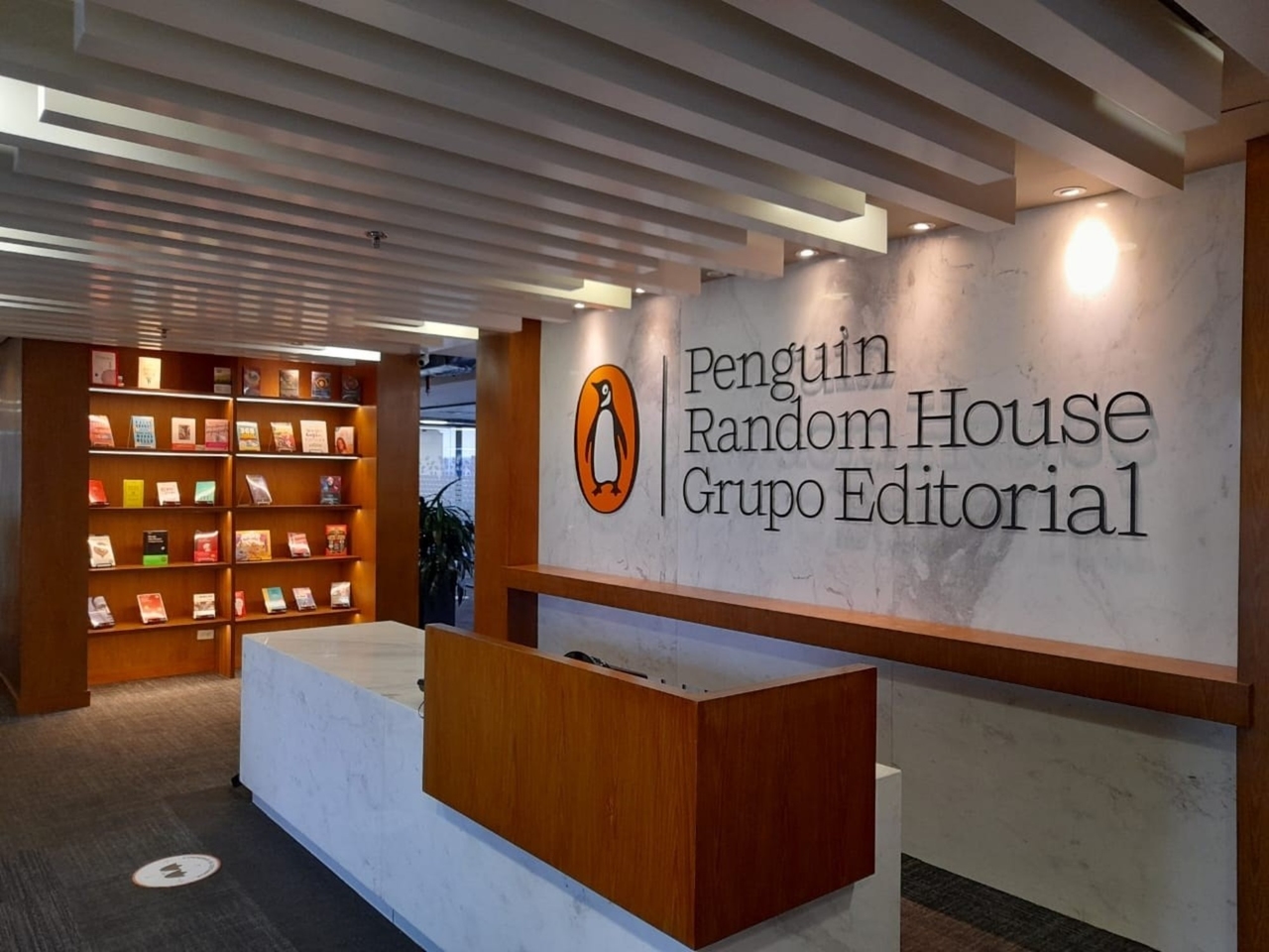 Mexikanische Gerichte haben Penguin Random House dazu verpflichtet, das Recht auf Gegendarstellung in einem Buch zu gewähren.