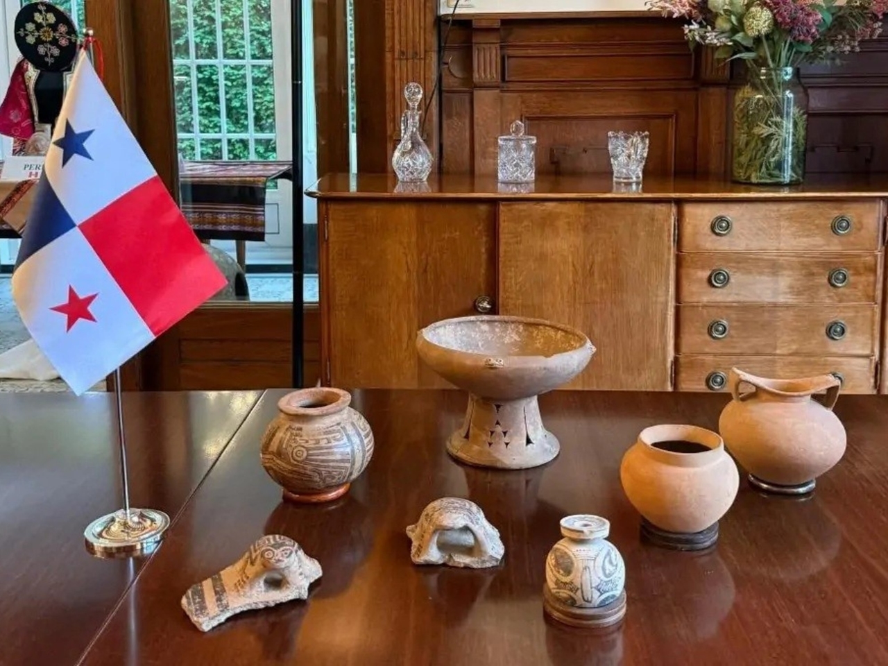 1.500 yıllık arkeolojik koleksiyondan parçalar Hollanda'dan Panama'ya geri dönüyor.
