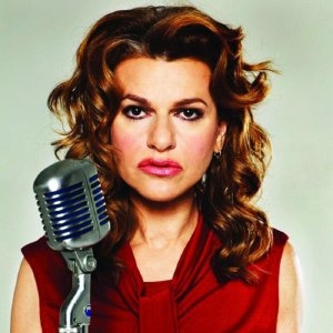 Sie unterhält lieber: Queer-Ikone Sandra Bernhard bringt nächste Woche eine neue Show ins Iron Horse