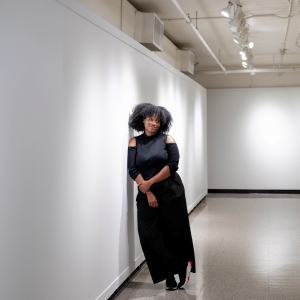 'Como se eu estivesse em uma sala de gigantes': Conheça Elana Casey, nova diretora associada da Augusta Savage Gallery na UMass Amherst