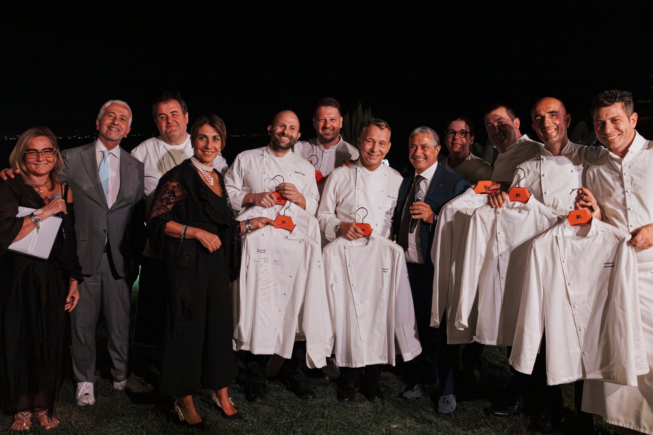 Cucinapoli Yaz Rüyası: Haute couture ve gurme mutfağın buluştuğu, kalıcı bir düğün.