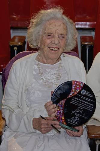 En la obra de Elena Poniatowska “viven y vibran los movimientos sociales del país”
