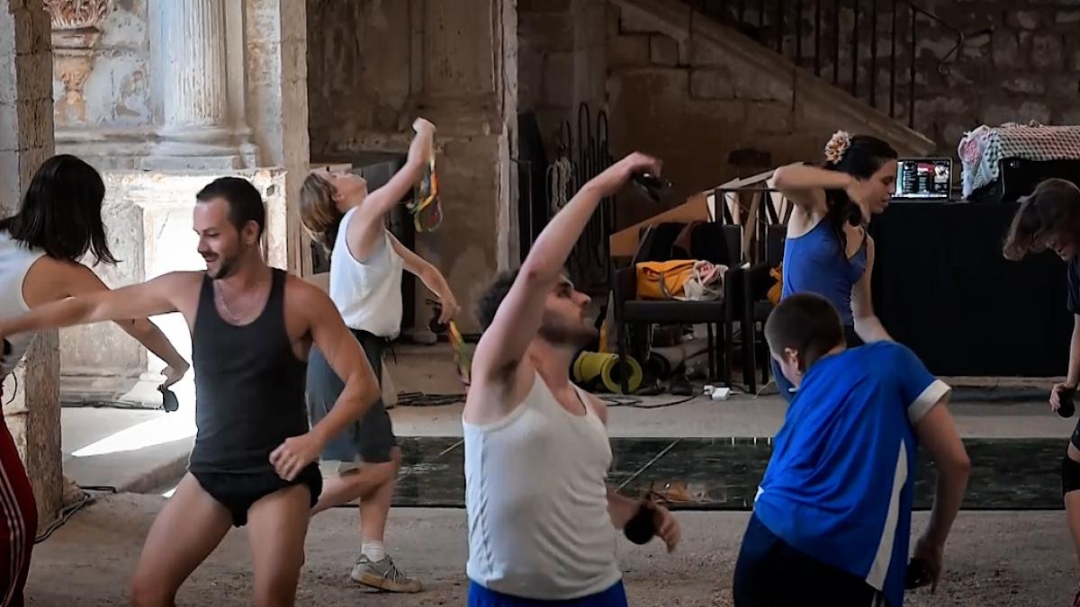 'De dans van de onteigenden': de kunst om het verleden aan te roepen om ermee te dansen in het heden