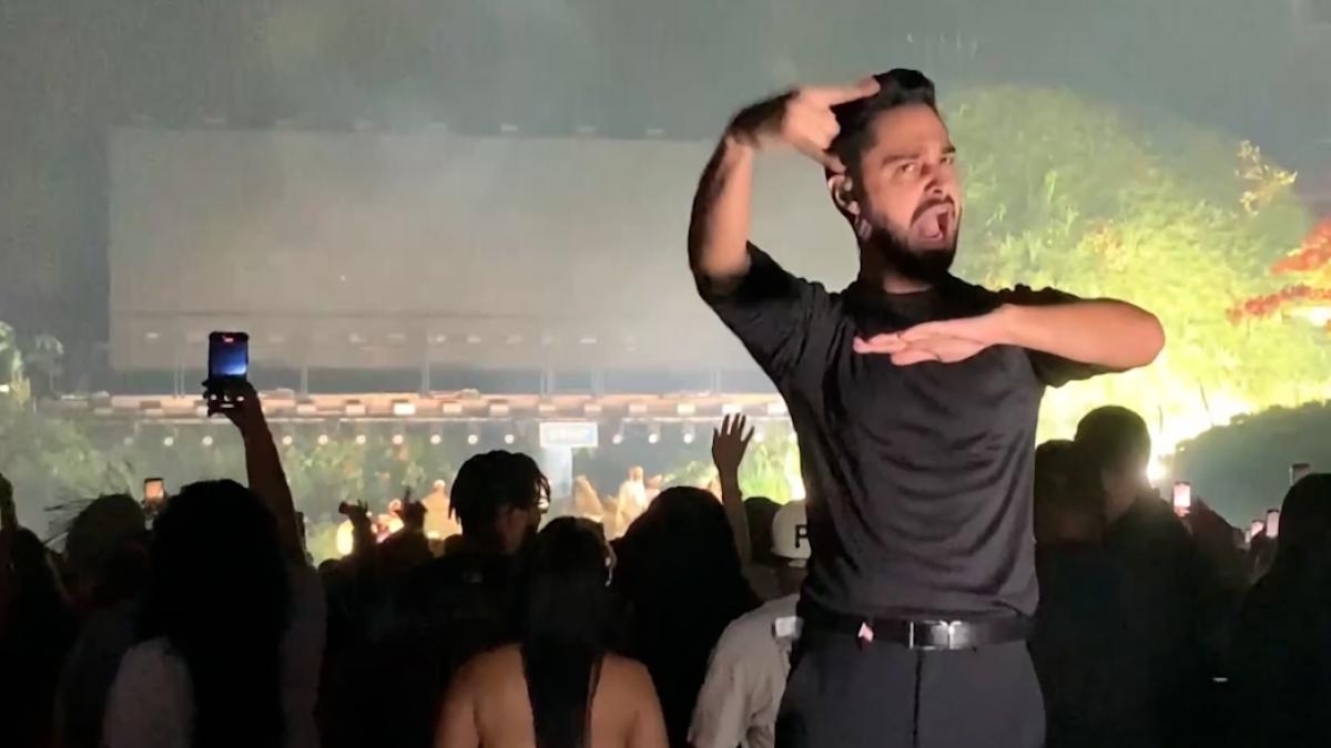 Bad Bunny laat dove mensen dansen op het ritme van gebarentolk.