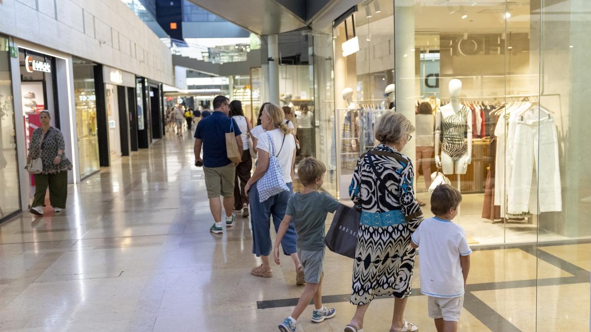 Ik neem ze mee naar het winkelcentrum