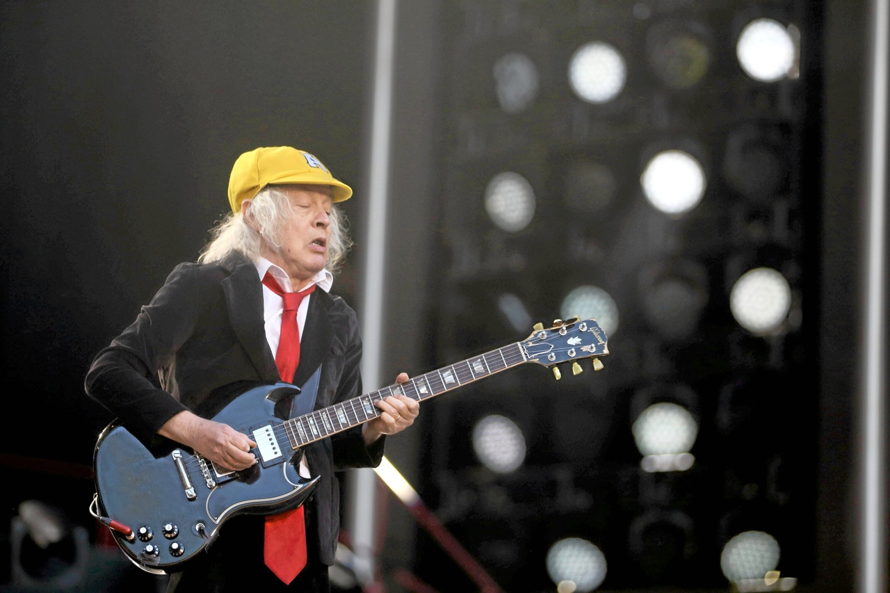 Concert Berlin | AC/DC at Berlin's Olympic Stadium: Boom-Zack!