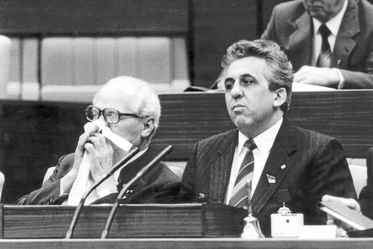 Memoiren von Egon Krenz | Hauptsache, keine Gewalt