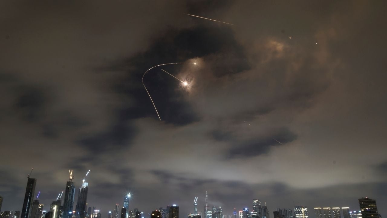 Het ministerie van Buitenlandse Zaken verzekerde dat het het vertrek van 183 landgenoten uit Israël, Iran en Jordanië heeft gefaciliteerd.