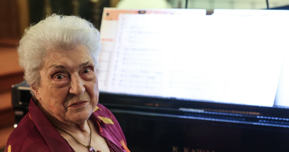 Franche-Comté. W wieku 96 lat, z nienaruszoną pasją do fortepianu i Johanna Sebastiana Bacha