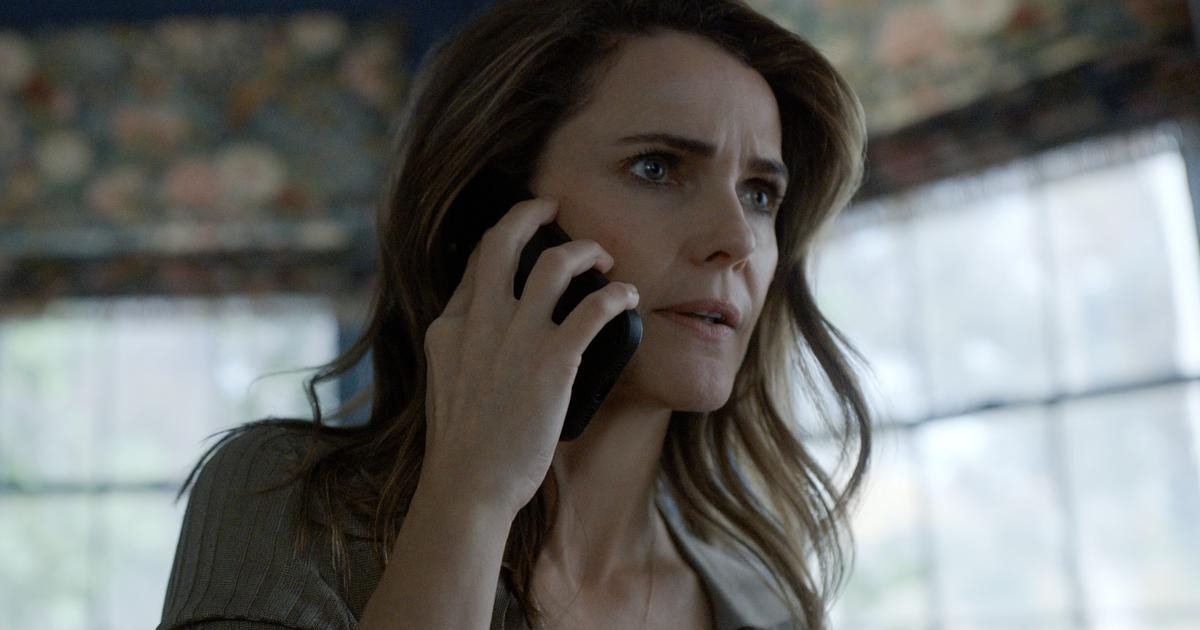 "Diplomat"ın yıldızı Keri Russell, doğallığıyla parlıyor