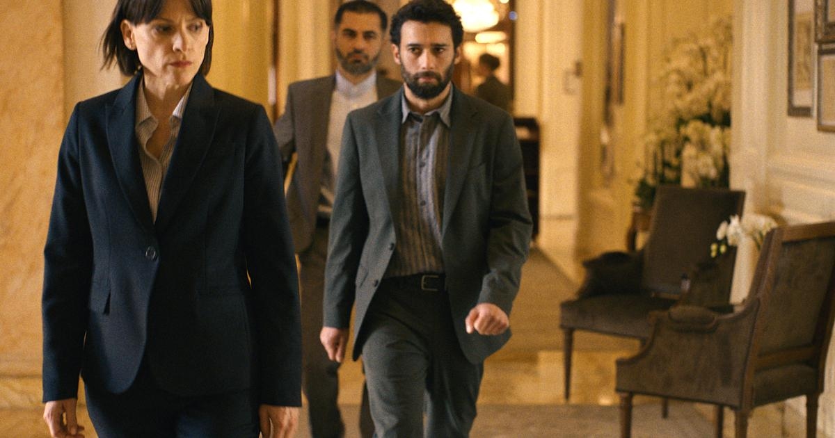 "Anlaşma", "diplomasi sanatının asaletini yeniden canlandıran" Arte serisinde