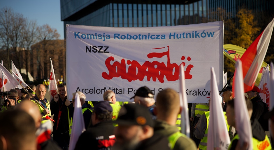 Trade unionists are blocking Katowice, accusing local governments of a lack of commitment to the region's transformation.