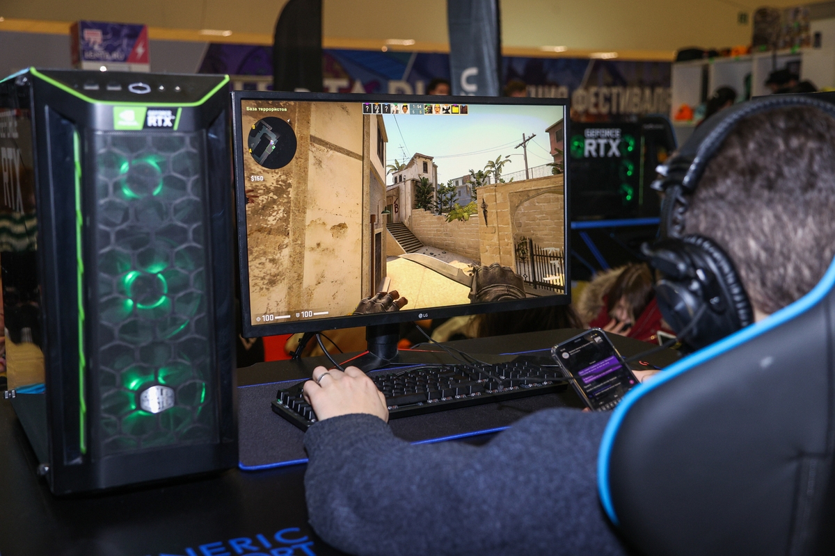 Le membre du SVO qui a fait exploser une voiture avait été recruté dans le jeu vidéo Mobile Legends.