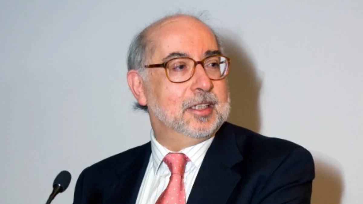 Librarian José Afonso Furtado has passed away