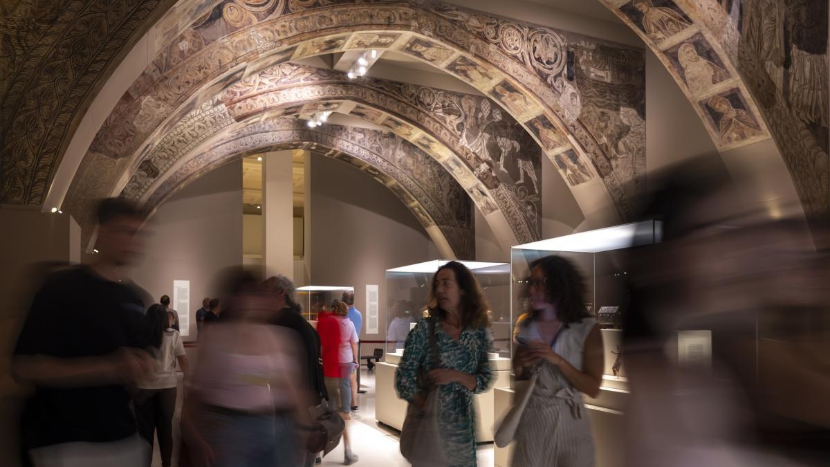 Urtasun defiende a los técnicos del MNAC y Aragón denuncia una campaña “antiaragonesa”